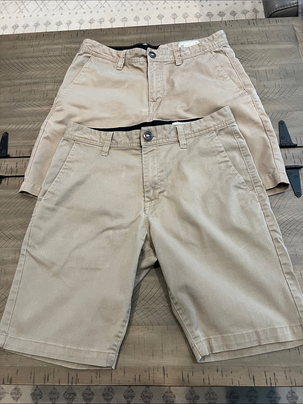 2 Volcom Men’s shorts. Size 32. True to this. Beige